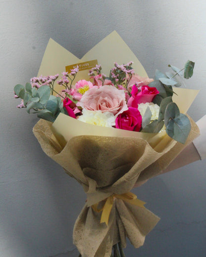 Sweetheart Bouquet | Flores & Rosas