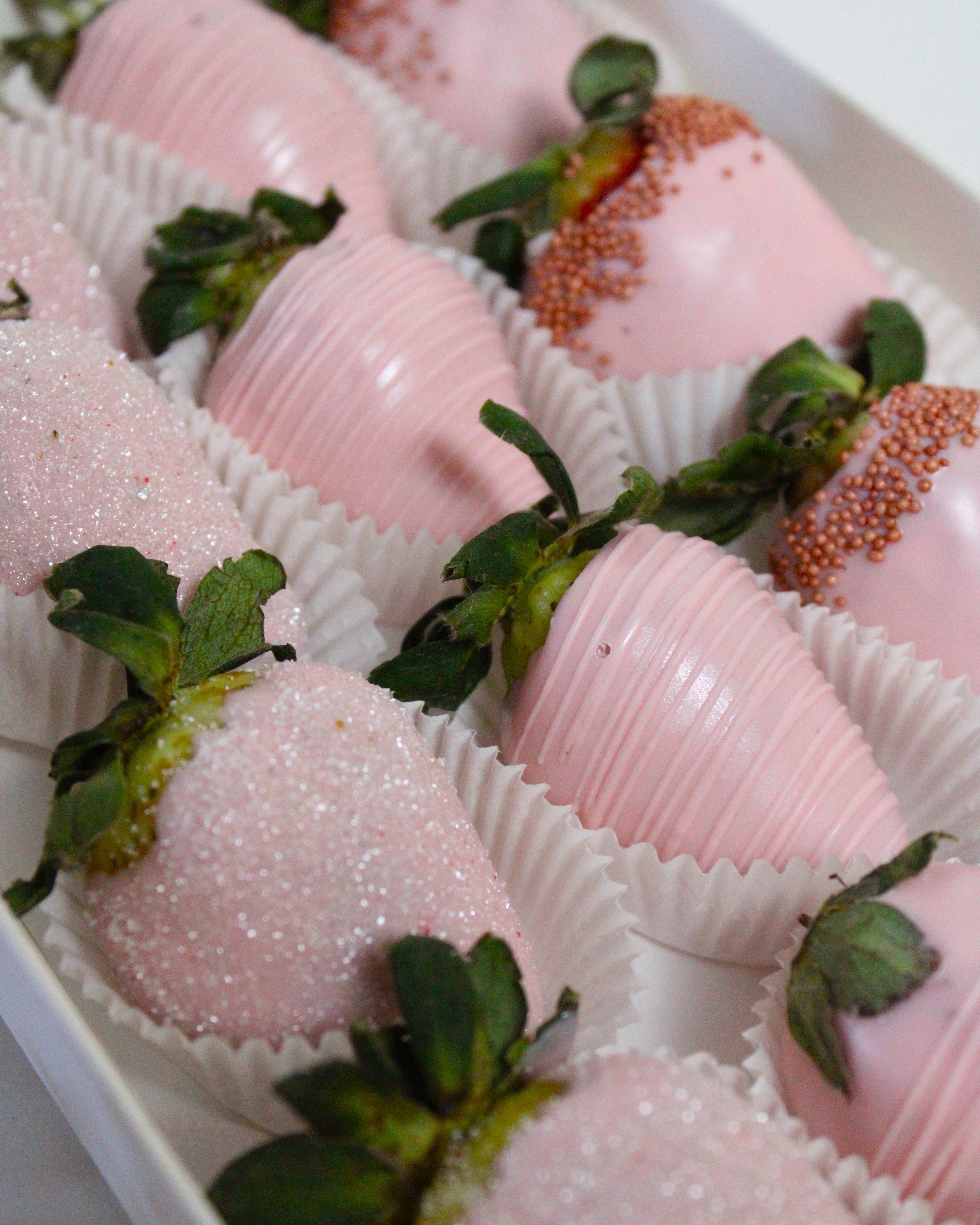 Pink Blossoms │Fresas con chocolate - MOTIVOS