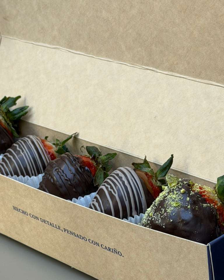 Berry Bombs| Fresas rellenas - MOTIVOS